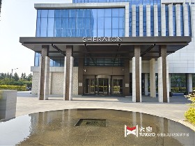 西安高新喜來登酒店兩翼旋轉(zhuǎn)門